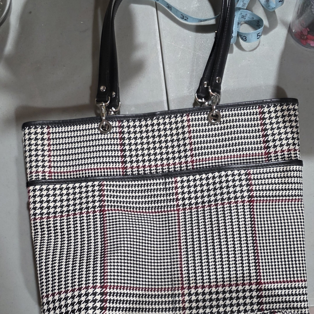 Stylish Black and White Houndstooth Women's Lauren Bag